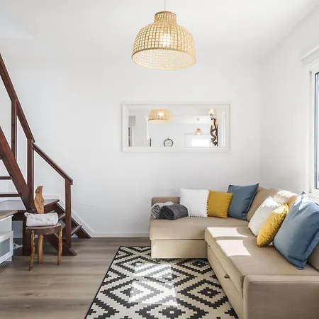 بيت للعطل Blue House - By Wehostmadeira *