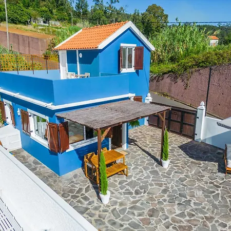 Blue House - By Wehostmadeira Дом отдыха