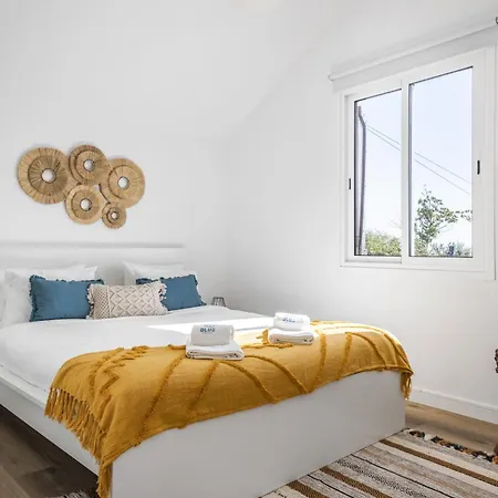 Blue House - By Wehostmadeira Holiday home *