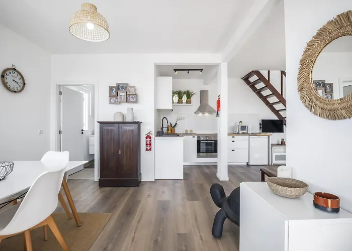 Blue House - By Wehostmadeira Casa vacanze *