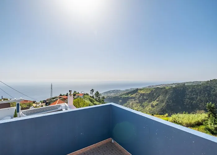 Blue House - By Wehostmadeira Ferienhaus Ponta do Sol (Madeira)